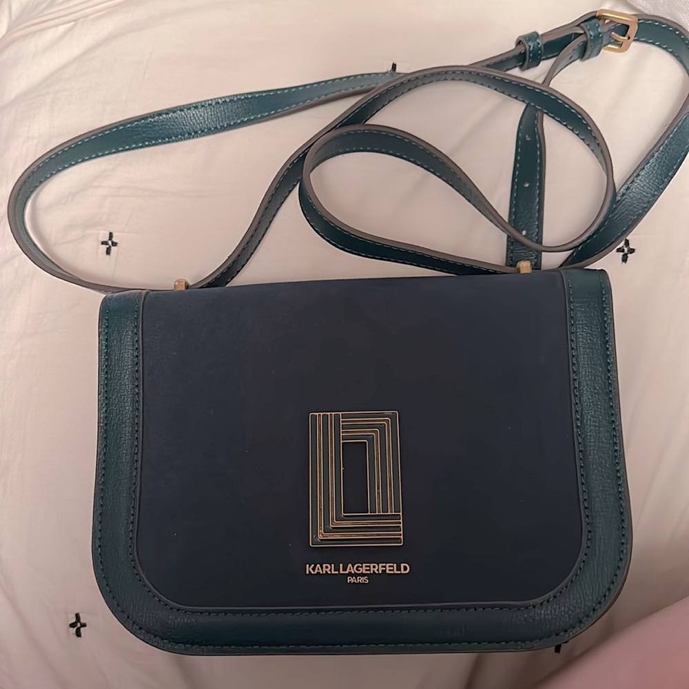 Delicious Karl Lagerfeld crossbody